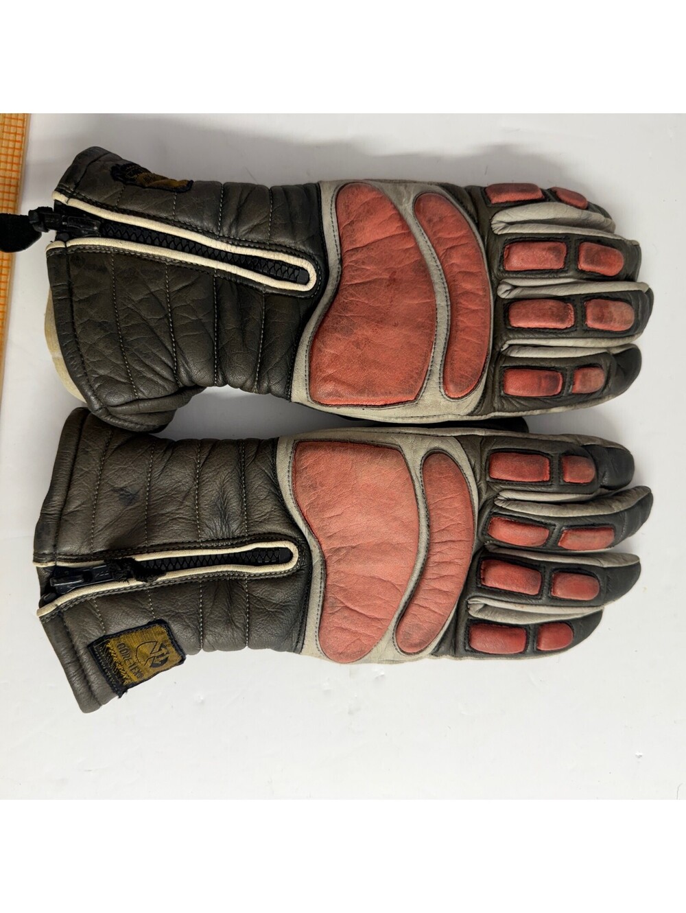 Vintage Gore-Tex Leather Winter‎ Ski Gloves Padded Cuff B-13-2